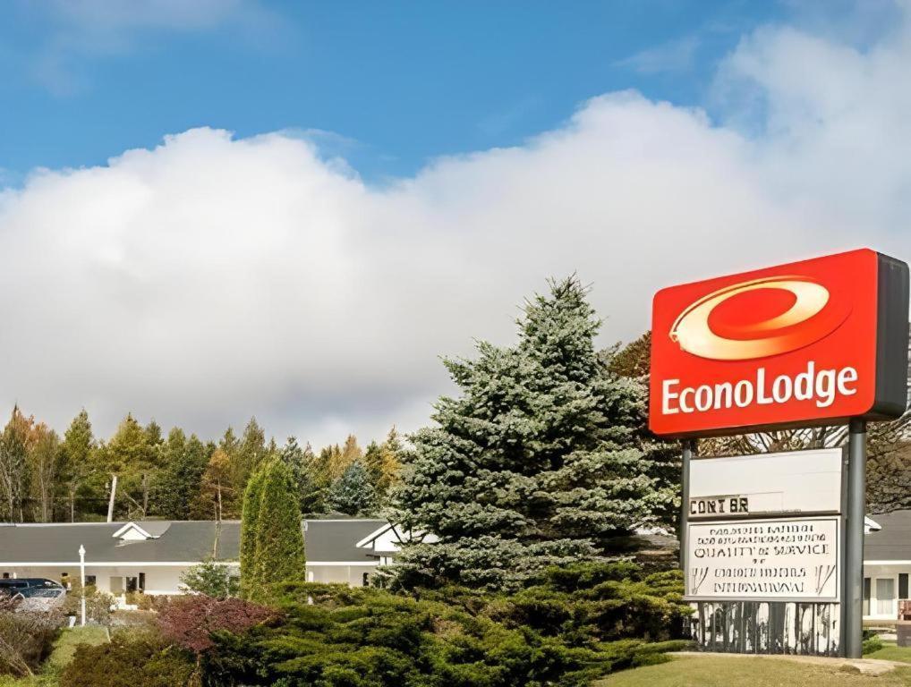 Econo Lodge Lakeshore Manistique Eksteriør bilde