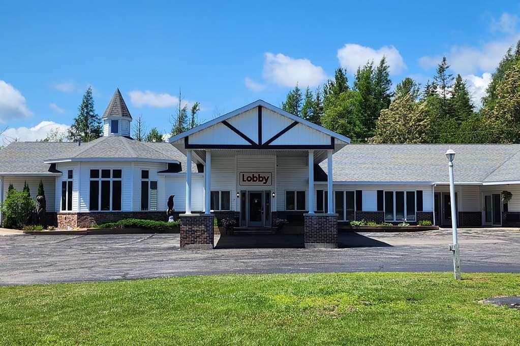 Econo Lodge Lakeshore Manistique Eksteriør bilde