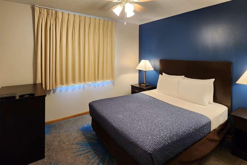 Econo Lodge Lakeshore Manistique Rom bilde