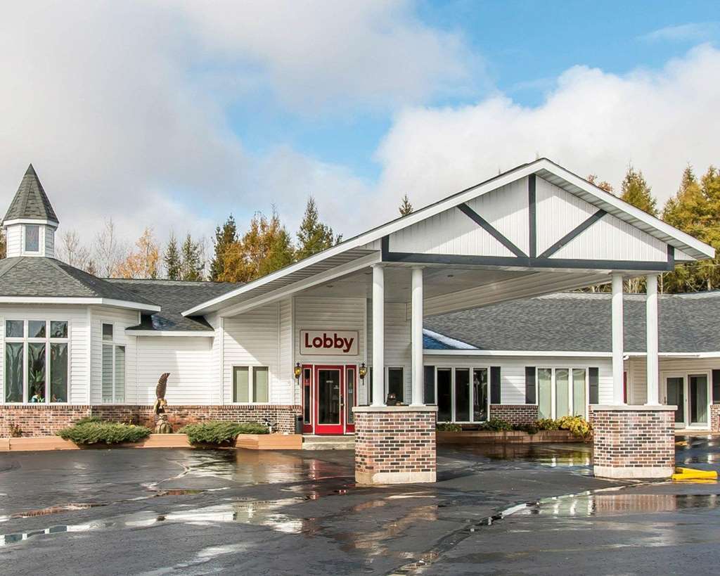Econo Lodge Lakeshore Manistique Eksteriør bilde