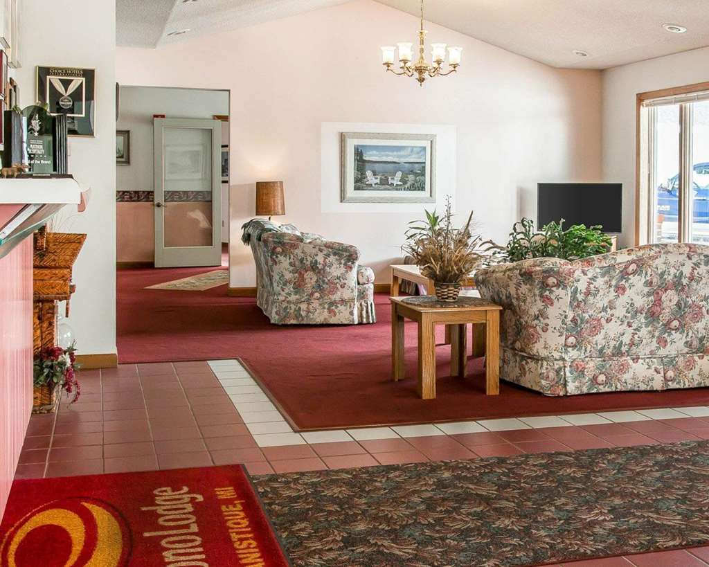 Econo Lodge Lakeshore Manistique Interiør bilde